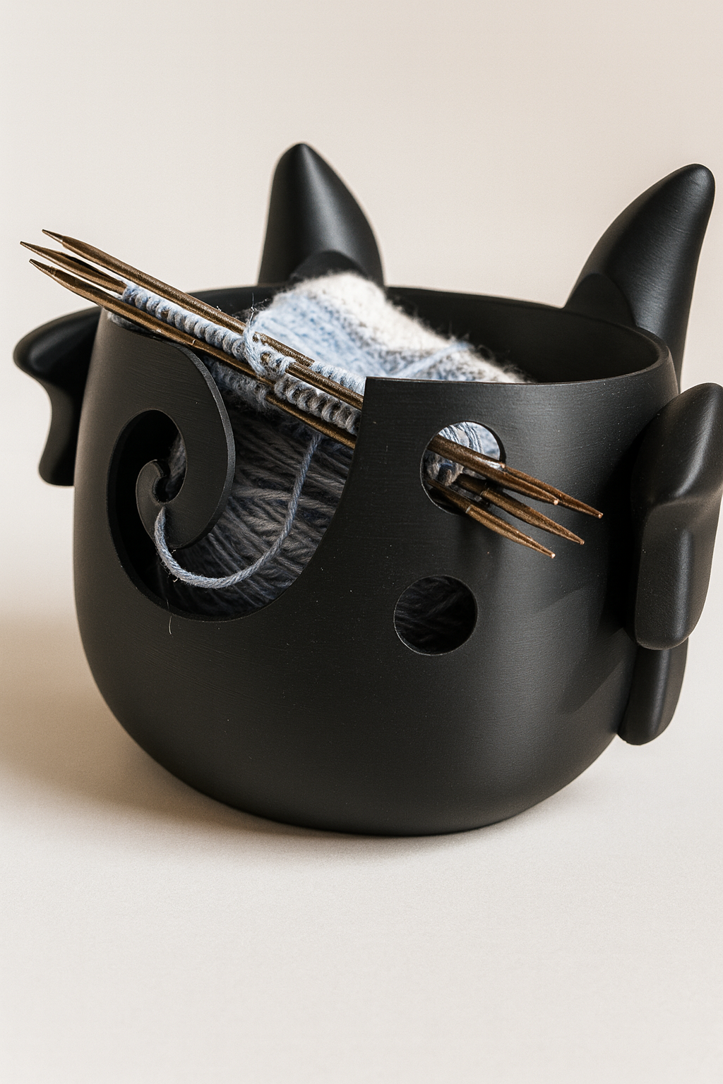 Garnschale „Betty“ – Fledermaus-Yarn Bowl 🦇🧶