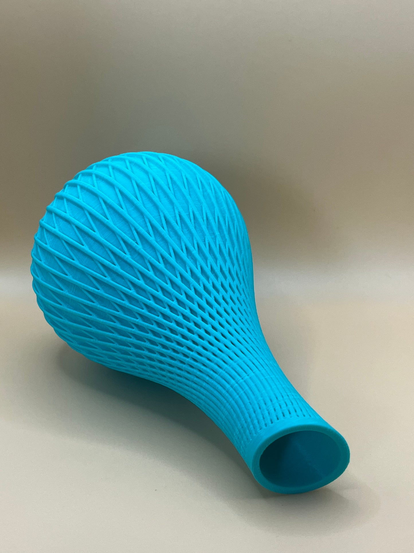 Vase „Vanta“ – 3D-gedruckte Dekovase aus PETG | ca. 179 mm hoch | moderne Vase für Trockenblumen | geometrisches Design