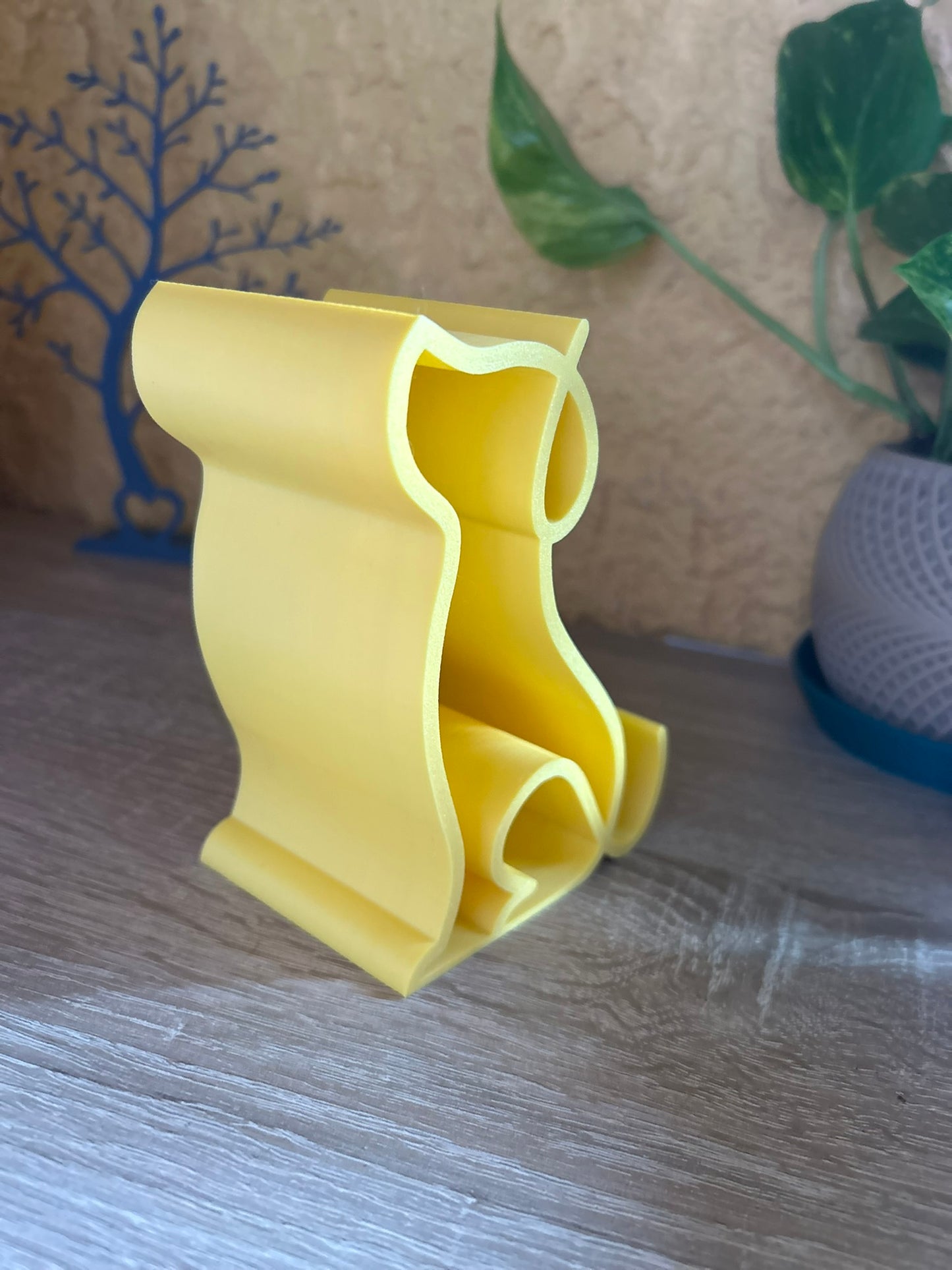 Smartphone-Halterung „Puppy“ – Dein stylischer 3D-gedruckter Handyhalter in Hundeform