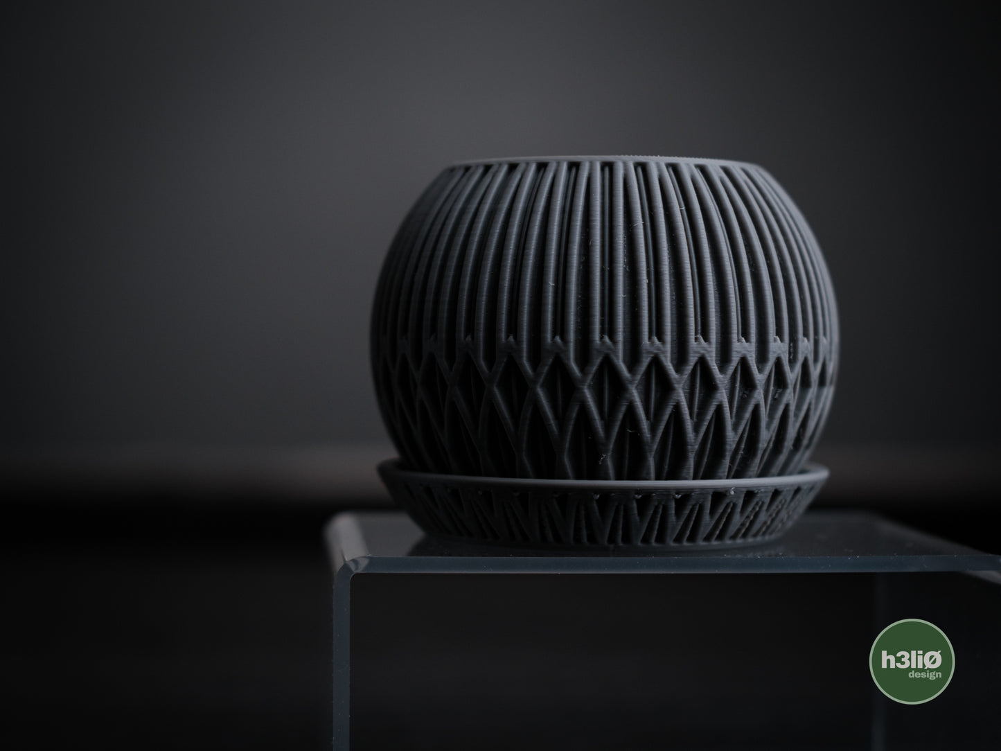 zyra · planter – skulpturaler Übertopf für dein Zuhause