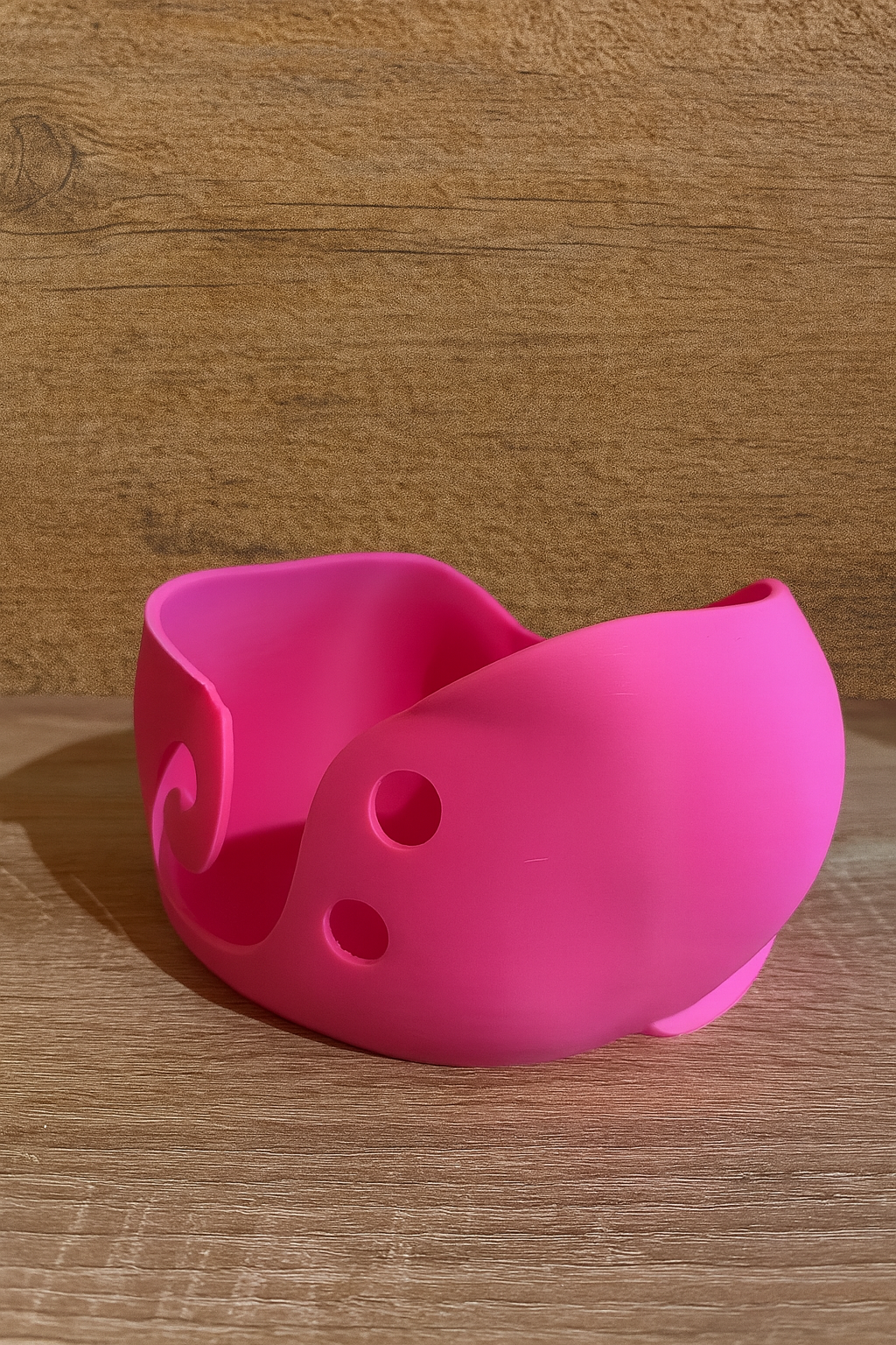 🎀 Garnschale im Schleifendesign – Fadenführung für Wolle & Garne