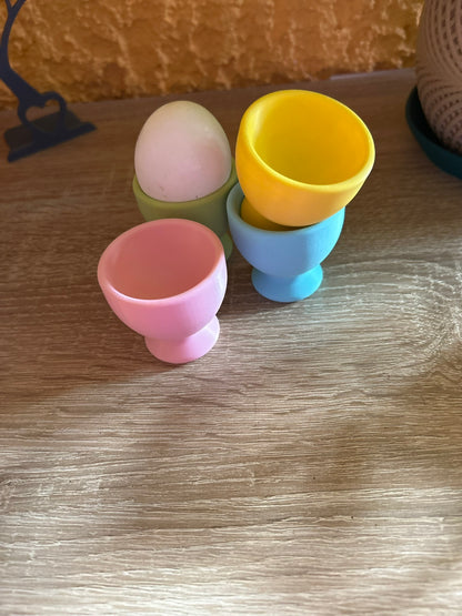 4er Set bunte Eierbecher - Farbe wählbar