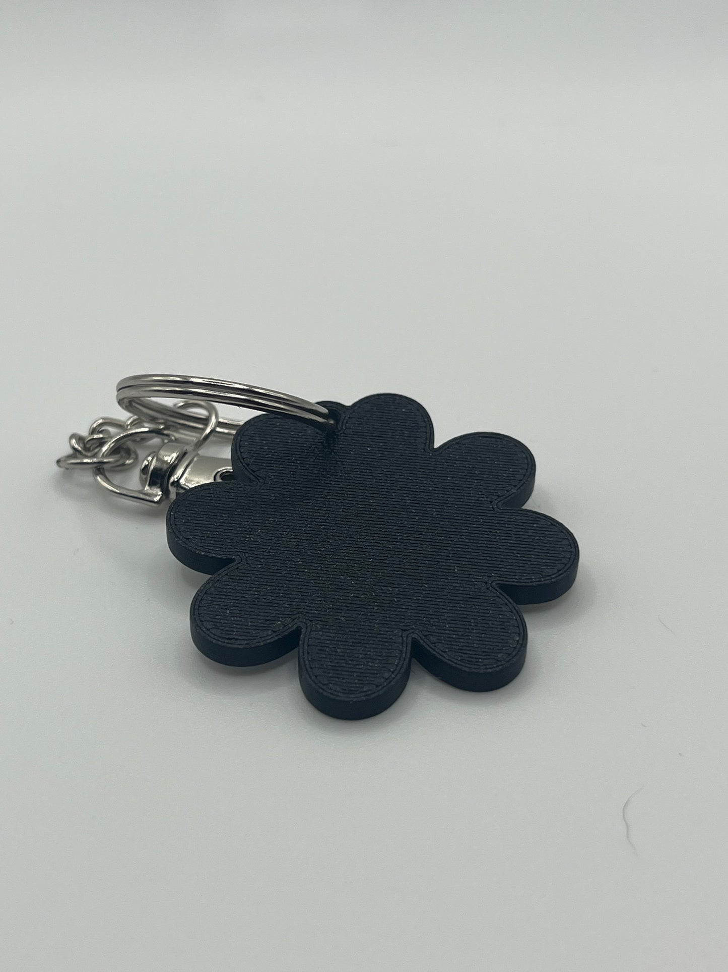 Blumen-Schlüsselanhänger – Gänseblümchen aus 3D-Druck | Handmade Accessoire