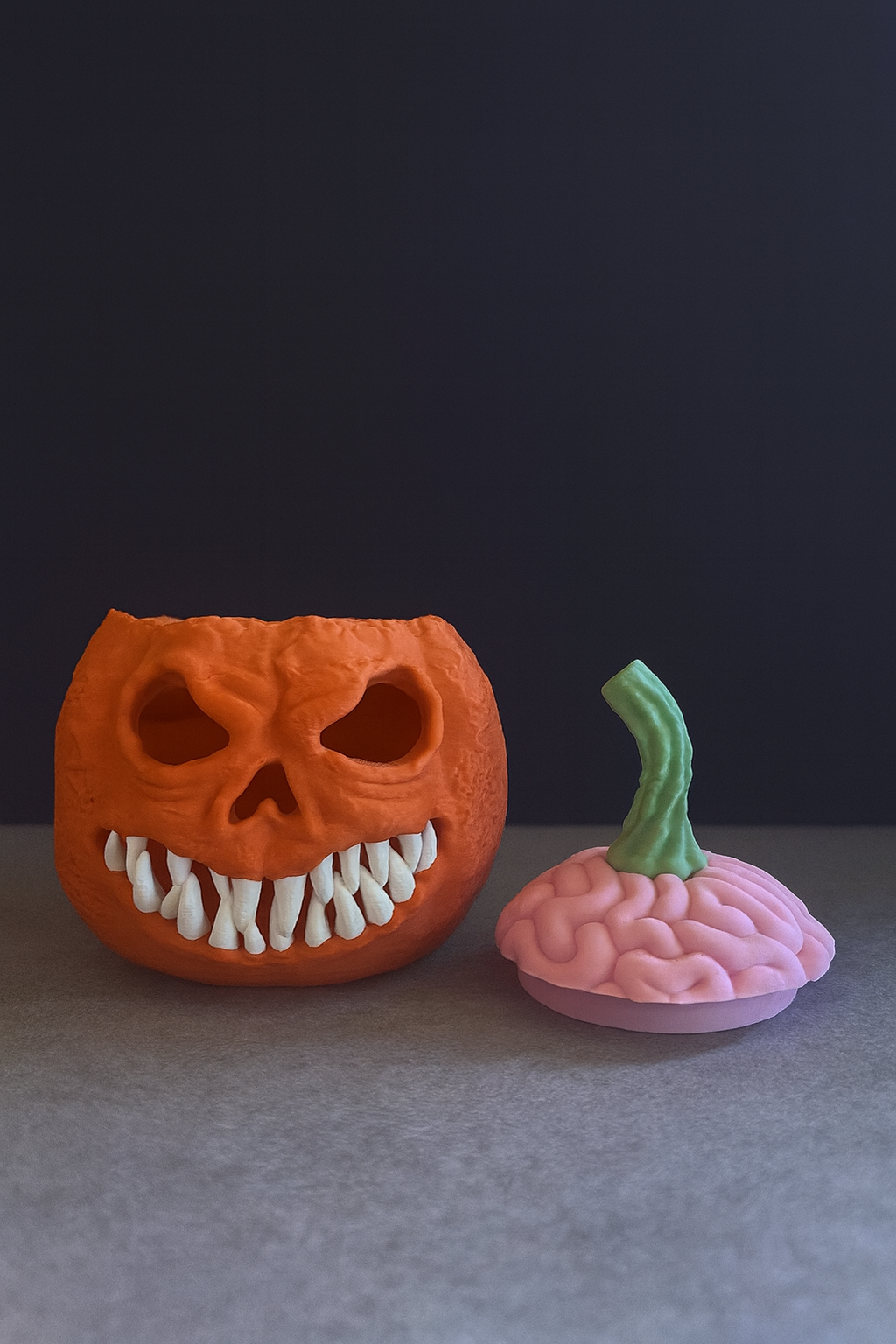 „Jack o’ Brains – Kürbis und abnehmbarer Hirn-Deckel getrennt“