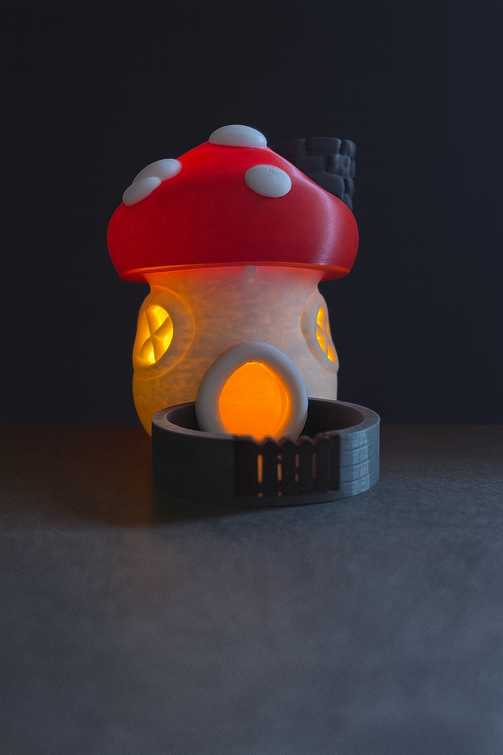 Würfelturm – Pilzhaus Dice Tower mit Platz für LED-Teelicht
